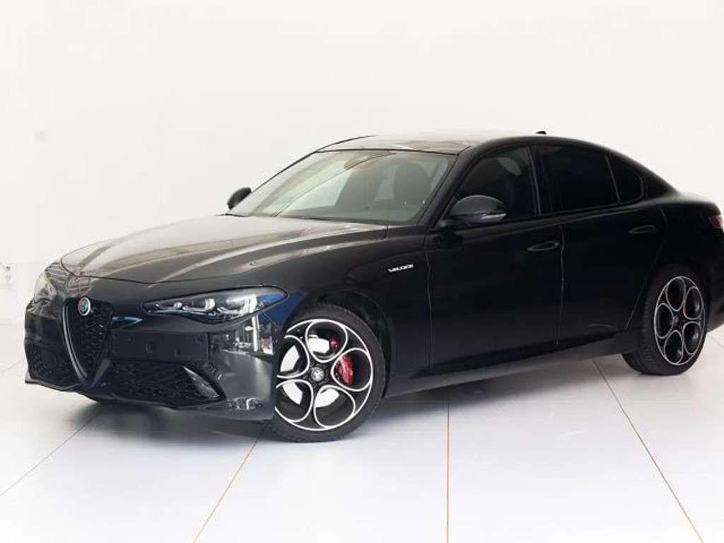 Alfa Romeo Giulia 2025 Benzine