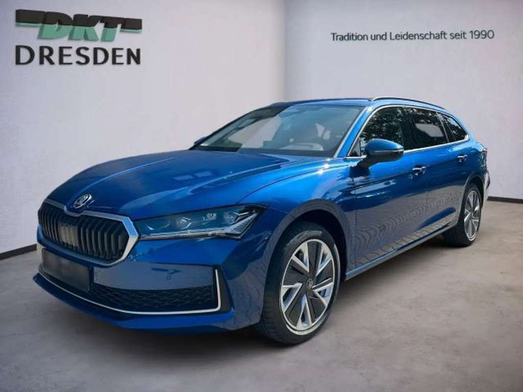 Skoda Superb 2025 Benzine