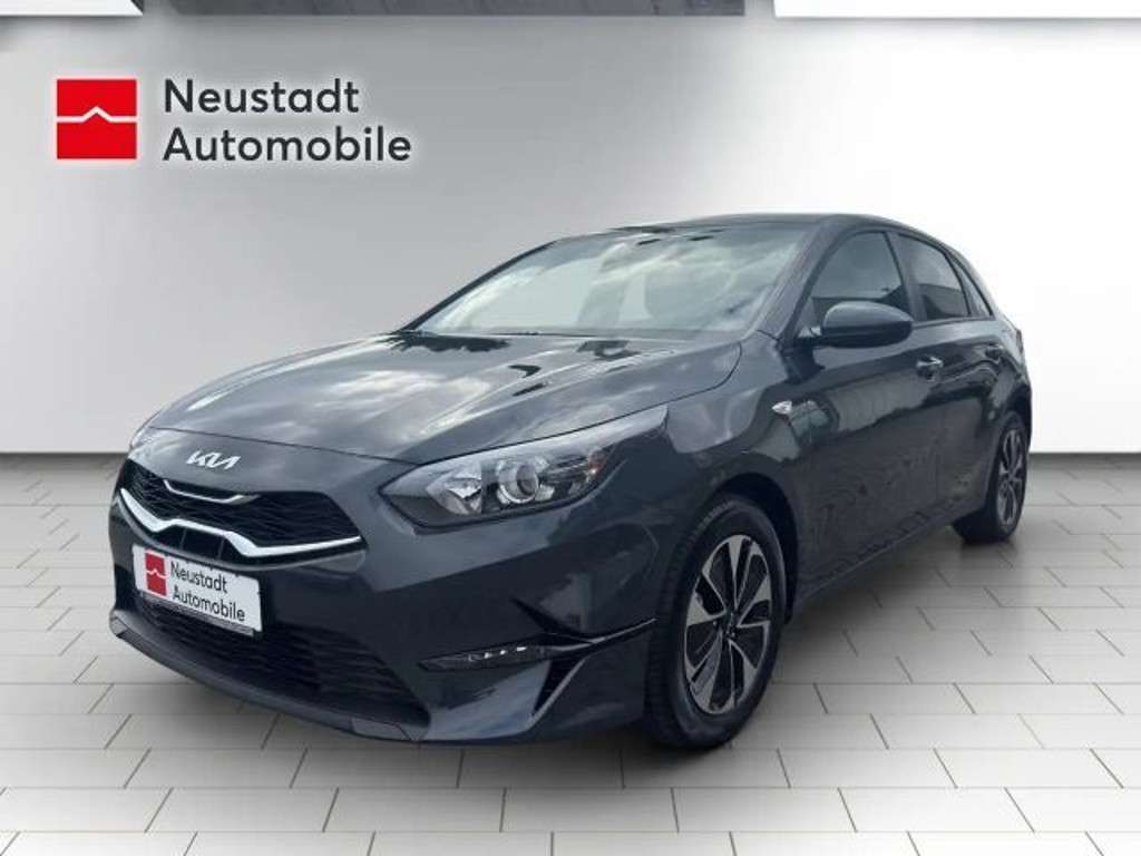 Kia Ceed 2025 Benzine