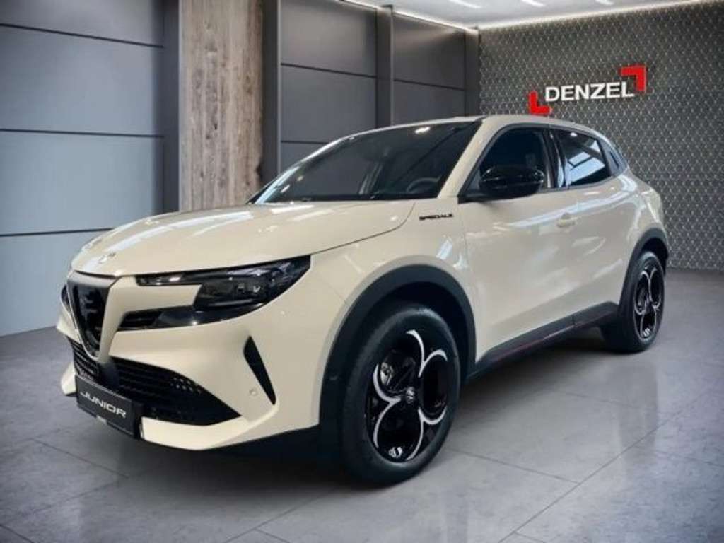 Alfa Romeo Junior 2025 Benzine