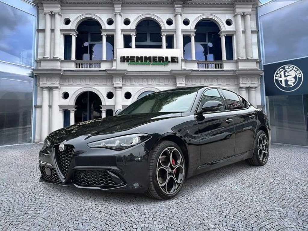 Alfa Romeo Giulia 2023 Benzine
