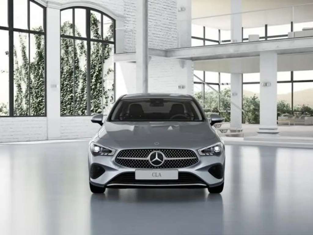 Mercedes-Benz CLA-Klasse 2025 Benzine