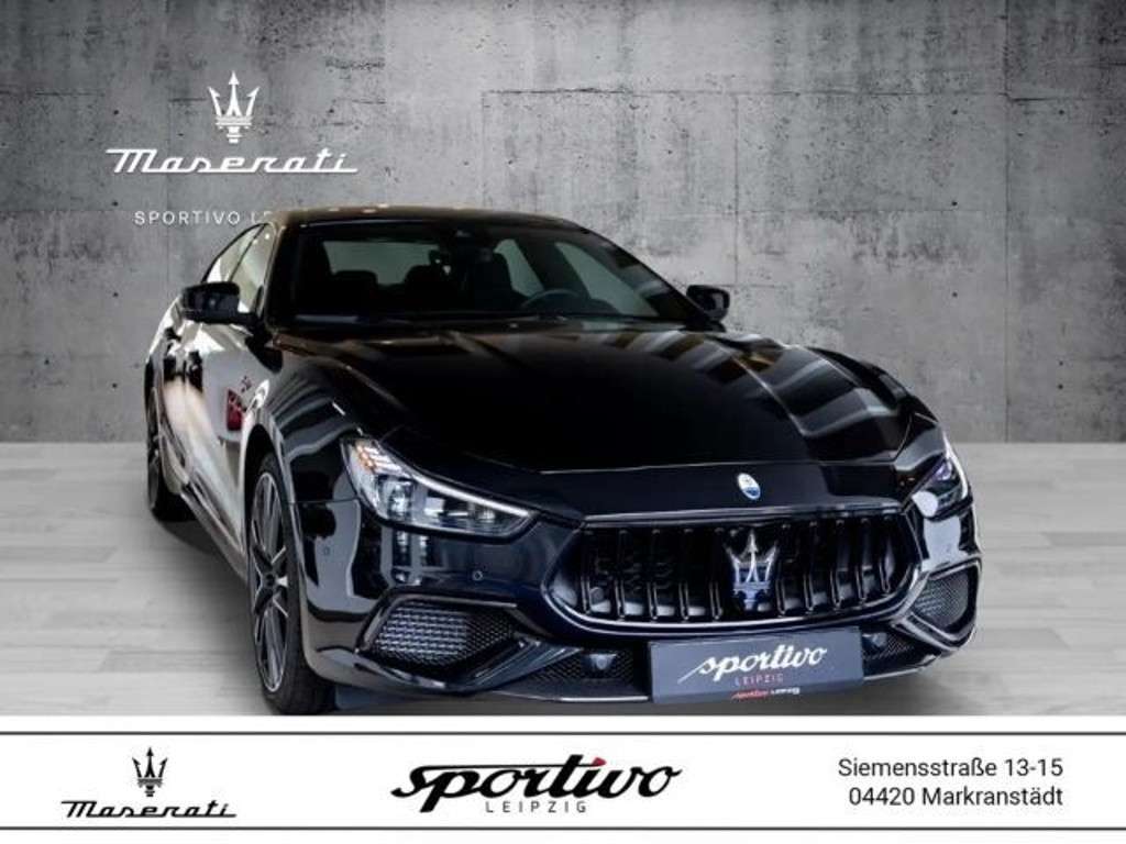 Maserati Ghibli 2023 Benzine