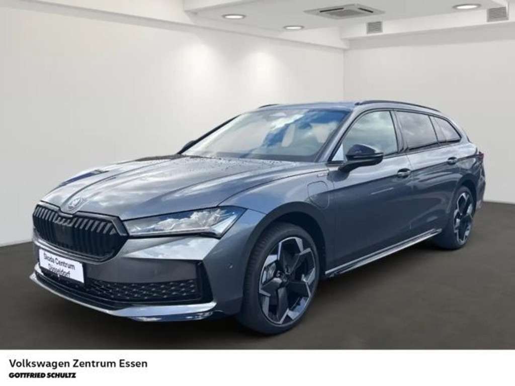 Skoda Superb 2025 Hybride Benzine