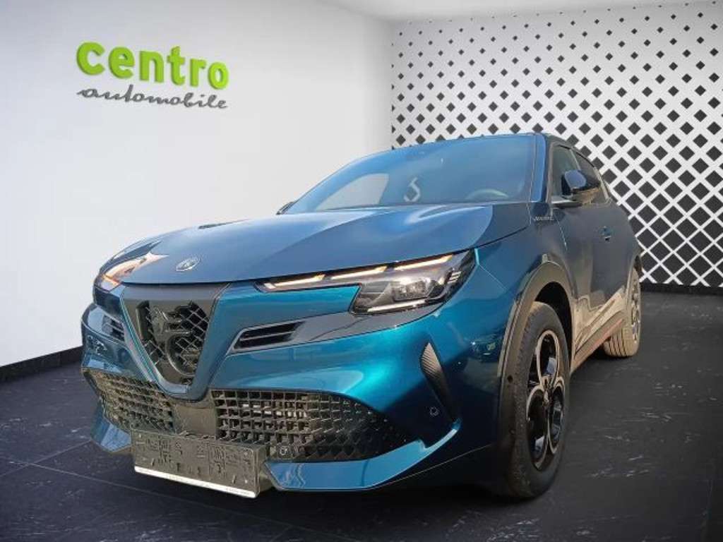 Alfa Romeo Junior 2025 Benzine