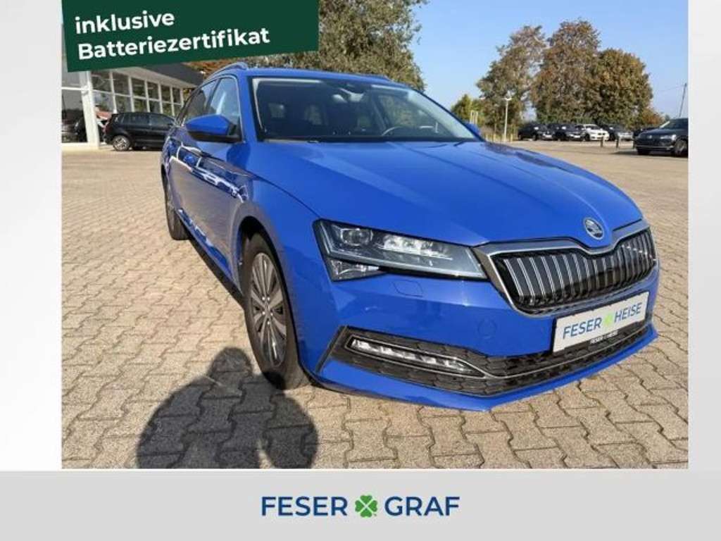 Skoda Superb 2022 Hybride Benzine