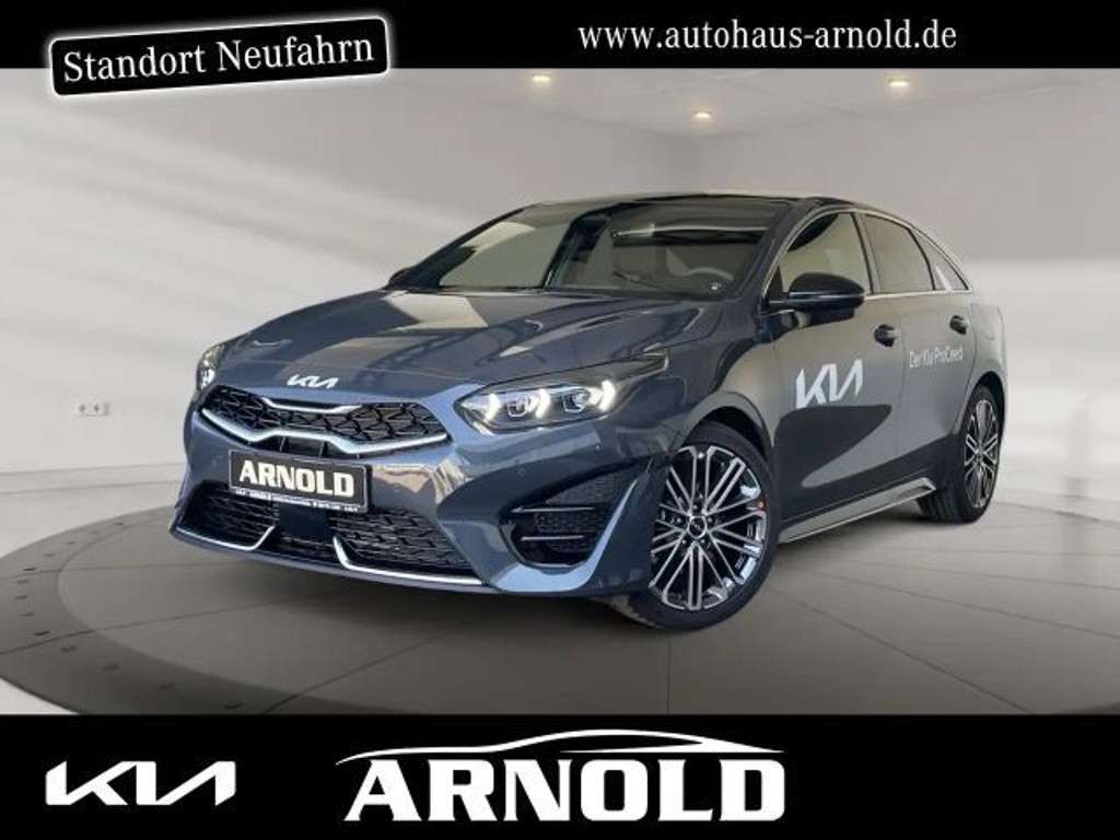 Kia ProCeed 2025 Benzine