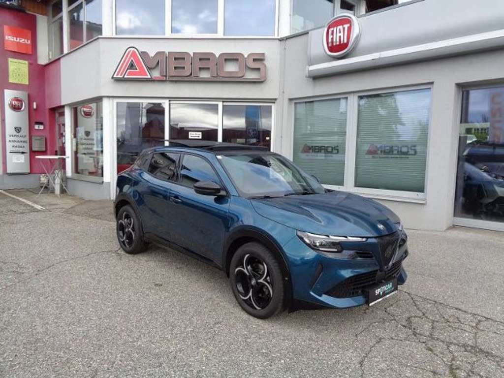 Alfa Romeo Junior 2024 Hybride Benzine