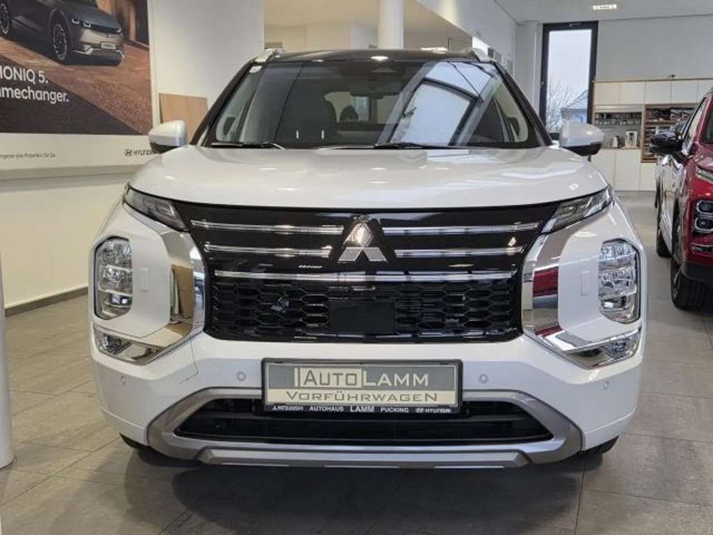 Mitsubishi Outlander 2025 Benzine