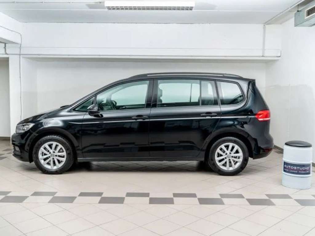 Volkswagen Touran 2023 Benzine