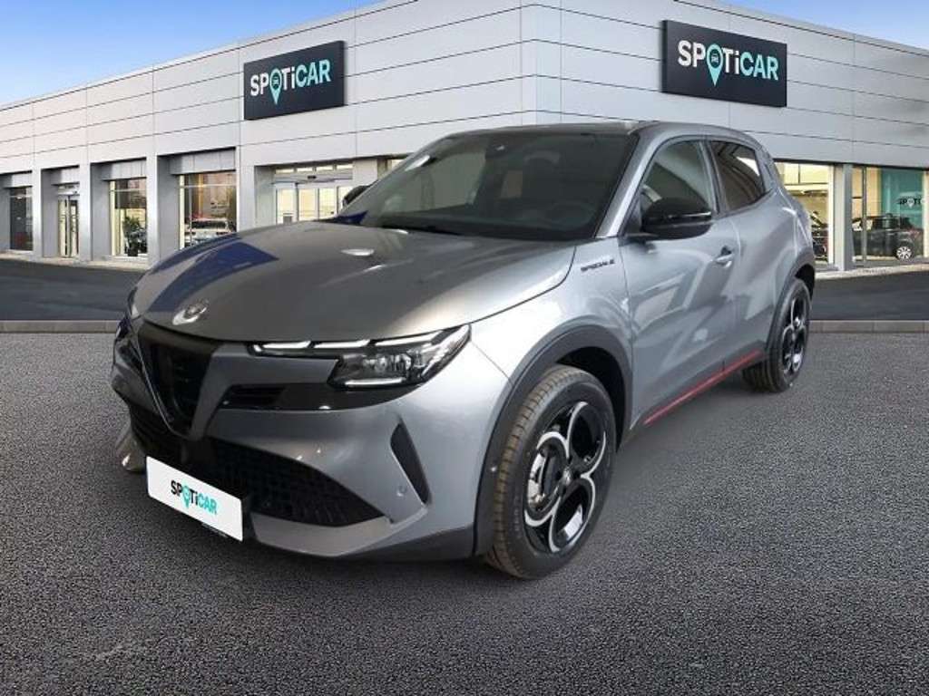 Alfa Romeo Junior 2025 Hybride Benzine