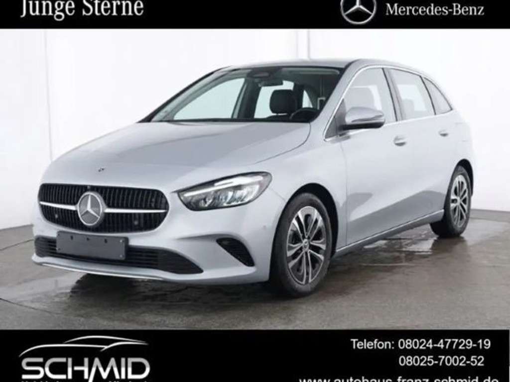 Mercedes-Benz B-Klasse 2024 Benzine