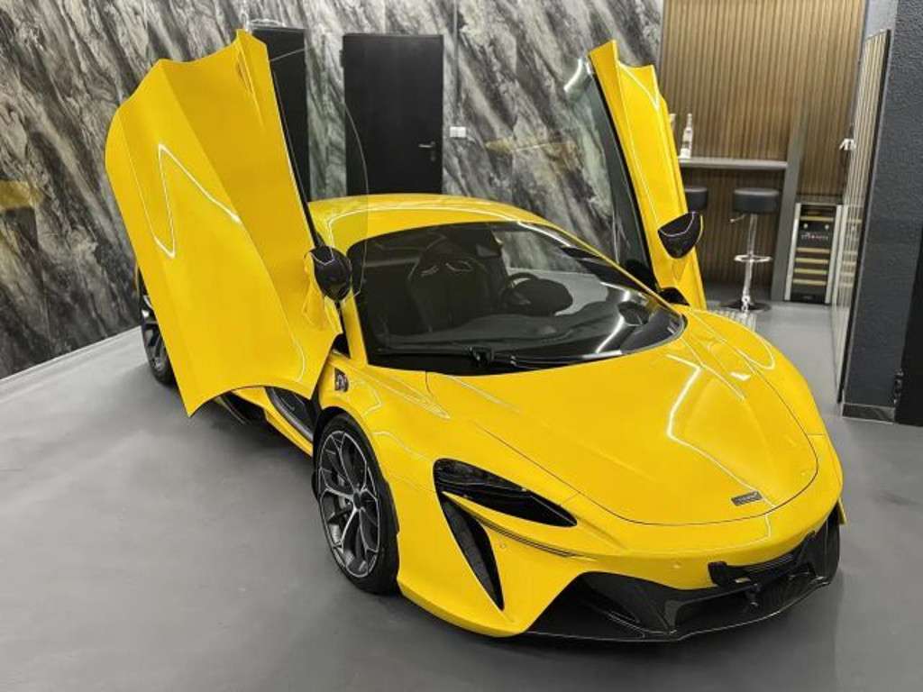 McLaren Artura 2024 Hybride Benzine