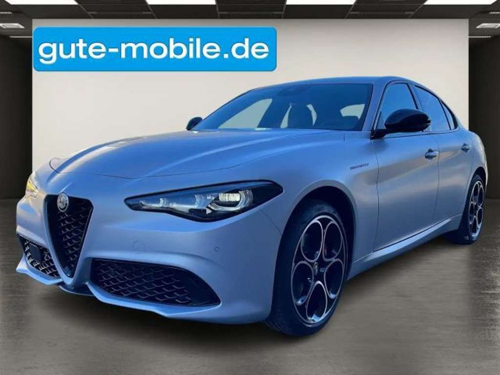Alfa Romeo Giulia 2023 Benzine