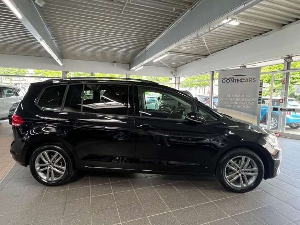 Volkswagen Touran 2024 Benzine