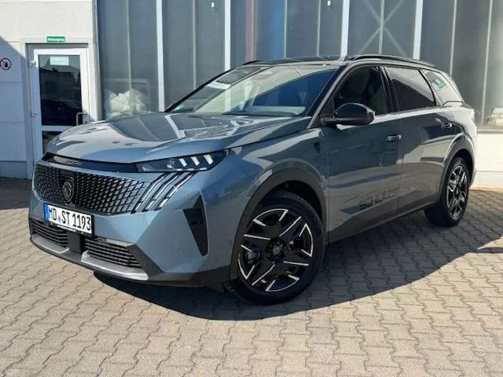 Peugeot 5008 2025 Benzine