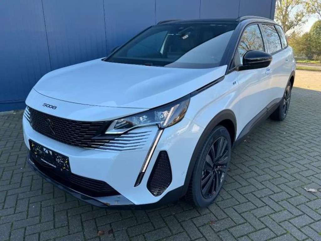 Peugeot 5008 2025 Benzine