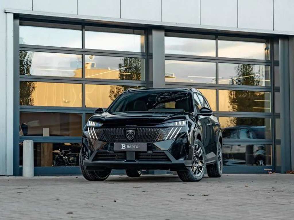 Peugeot 5008 2025 Benzine
