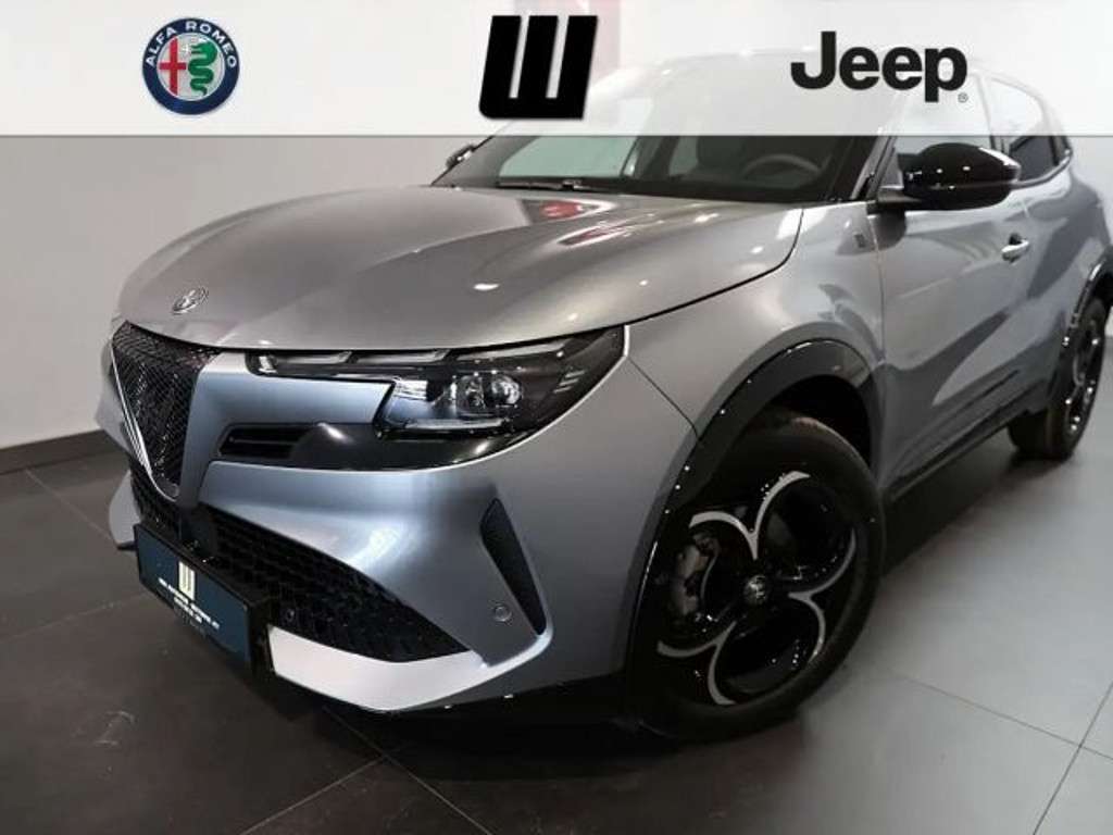 Alfa Romeo Junior 2025 Hybride Benzine