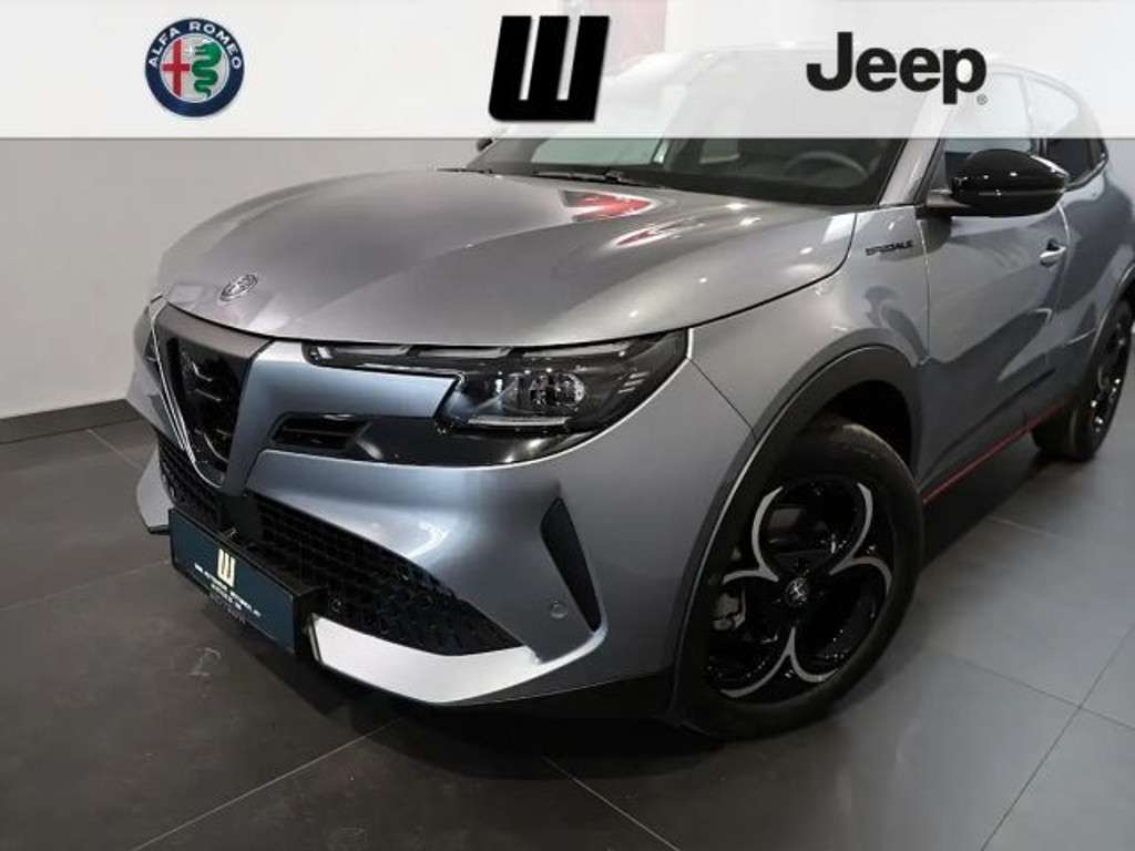 Alfa Romeo Junior 2025 Hybride Benzine