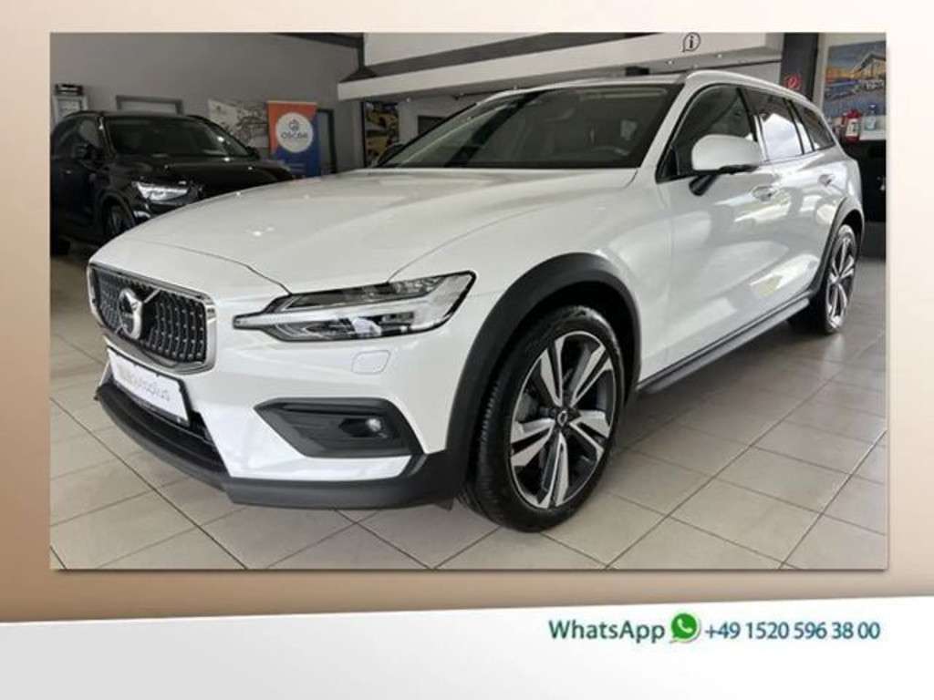 Volvo V60 Cross Country 2024 Benzine