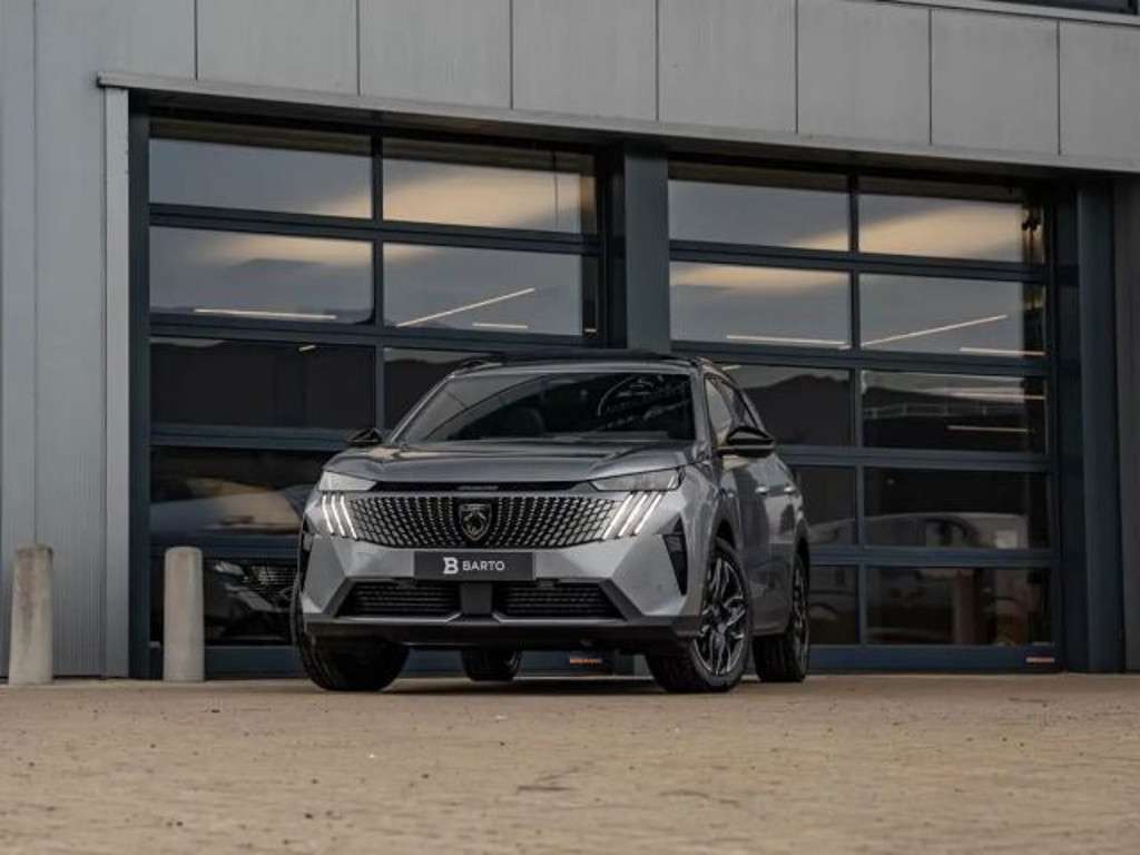 Peugeot 5008 2025 Benzine