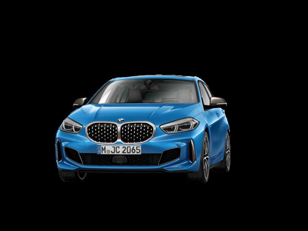BMW M135i 2022 Benzine