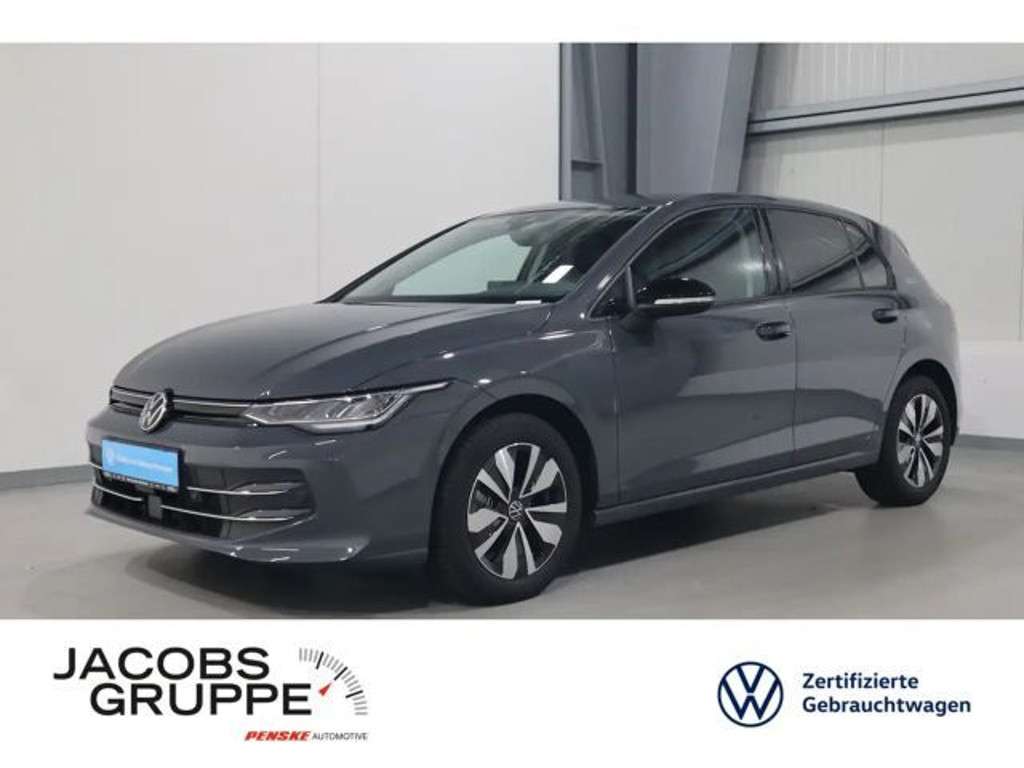 Volkswagen Golf 2025 Benzine