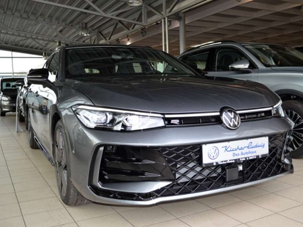 Volkswagen Passat 2025 Benzine