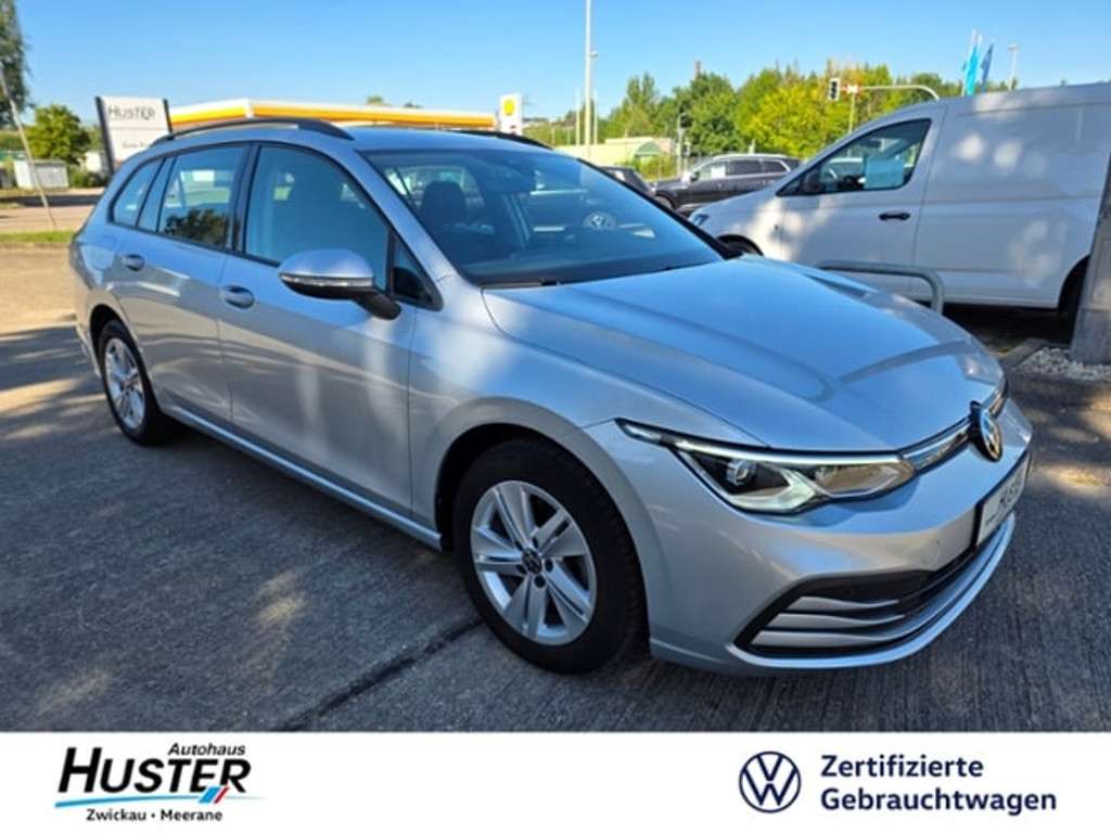 Volkswagen Golf 2023 Benzine