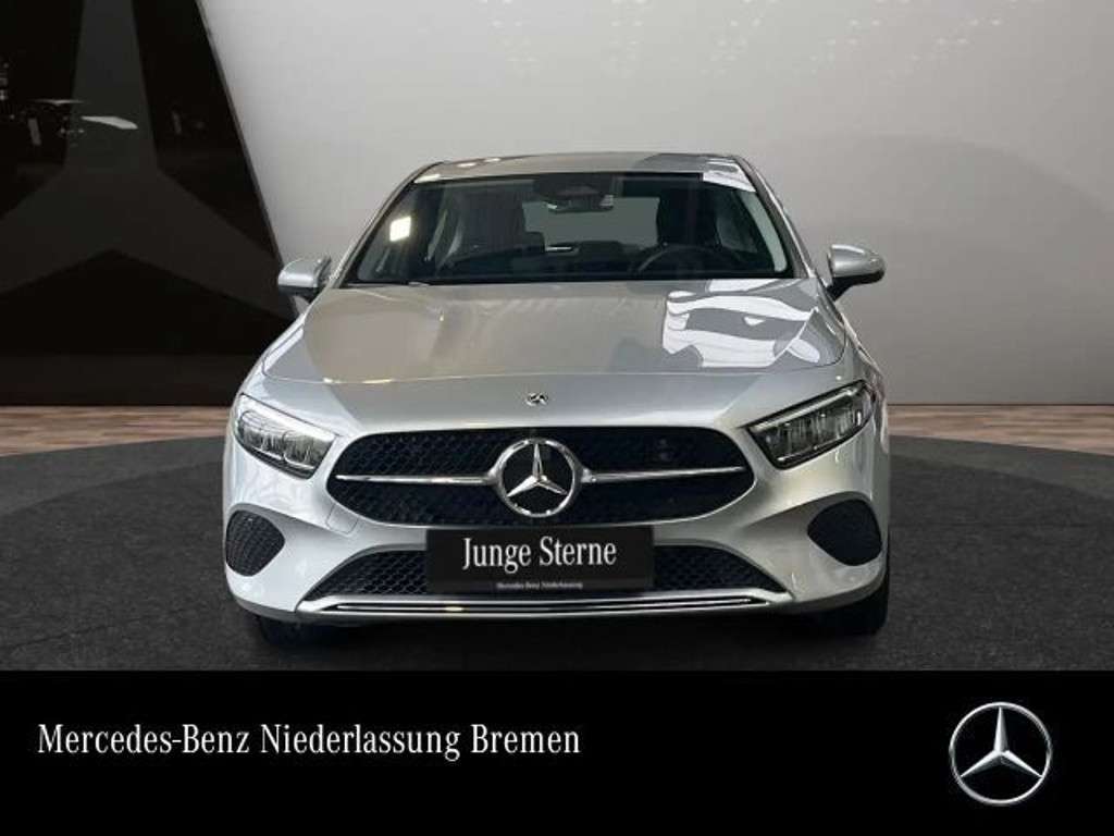 Mercedes-Benz A-Klasse 2024 Benzine