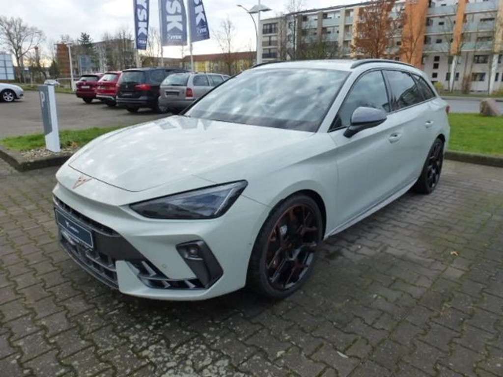 Cupra Leon 2025 Benzine