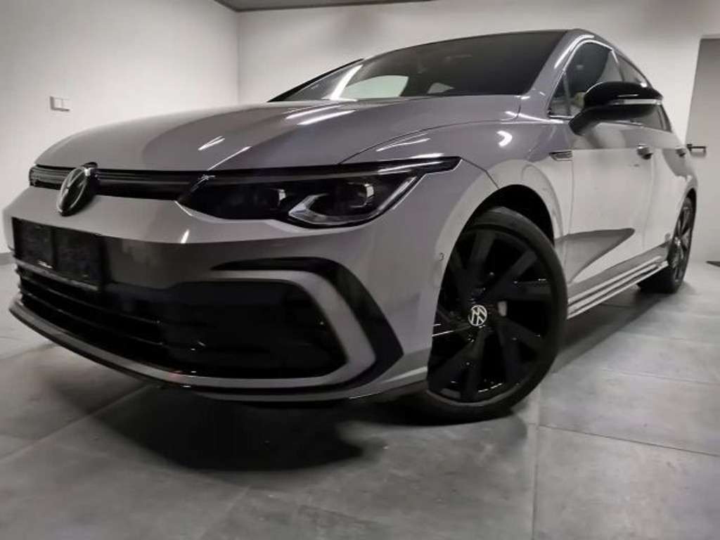 Volkswagen Golf 2024 Benzine