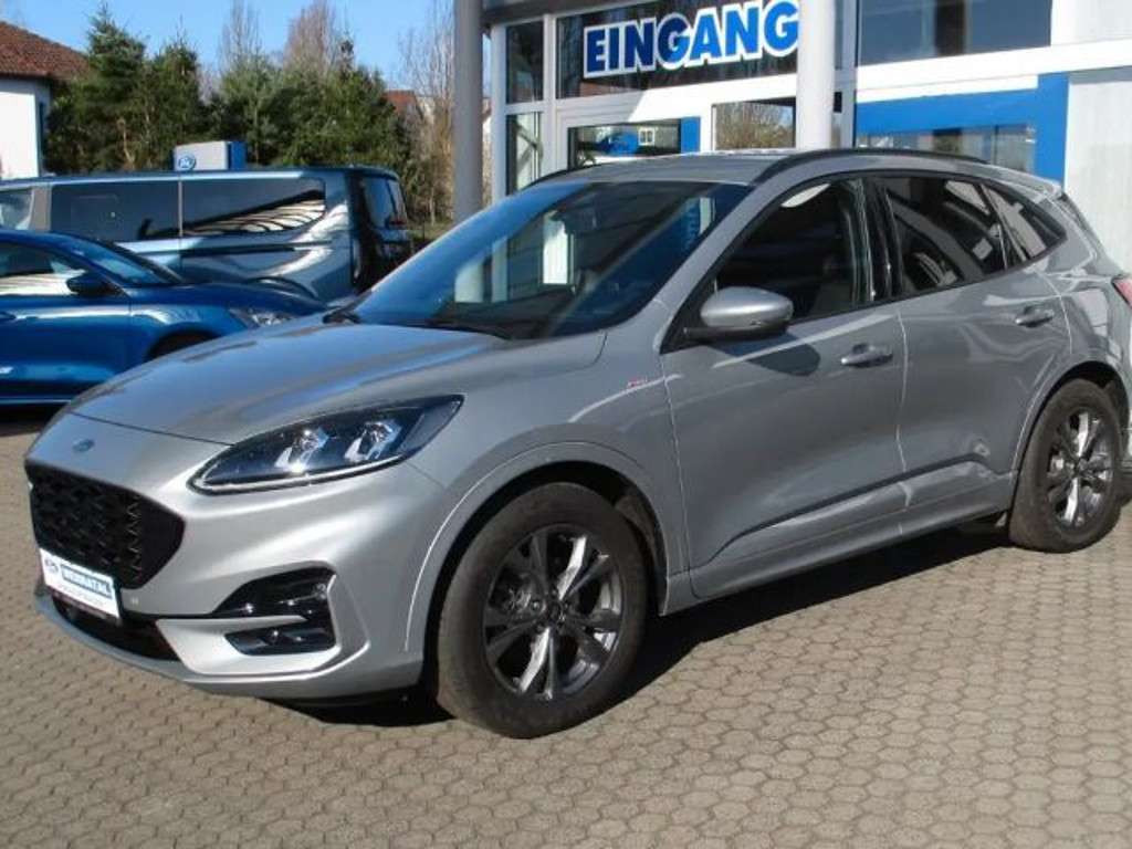 Ford Kuga 2021 Benzine