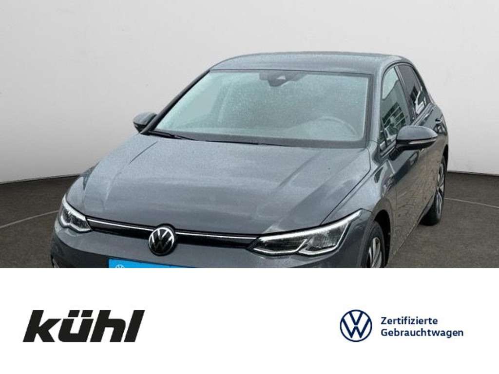 Volkswagen Golf 2023 Benzine