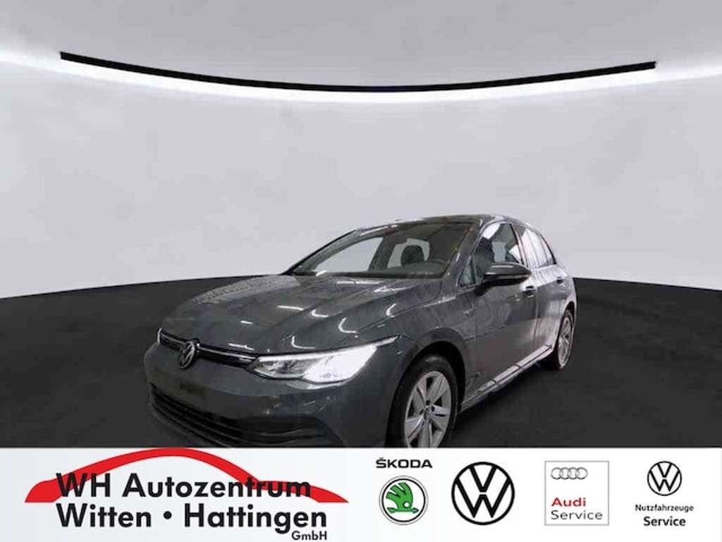 Volkswagen Golf 2023 Benzine