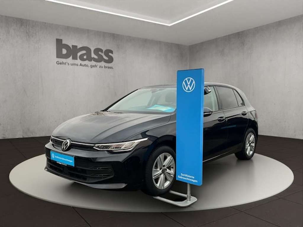 Volkswagen Golf 2024 Benzine