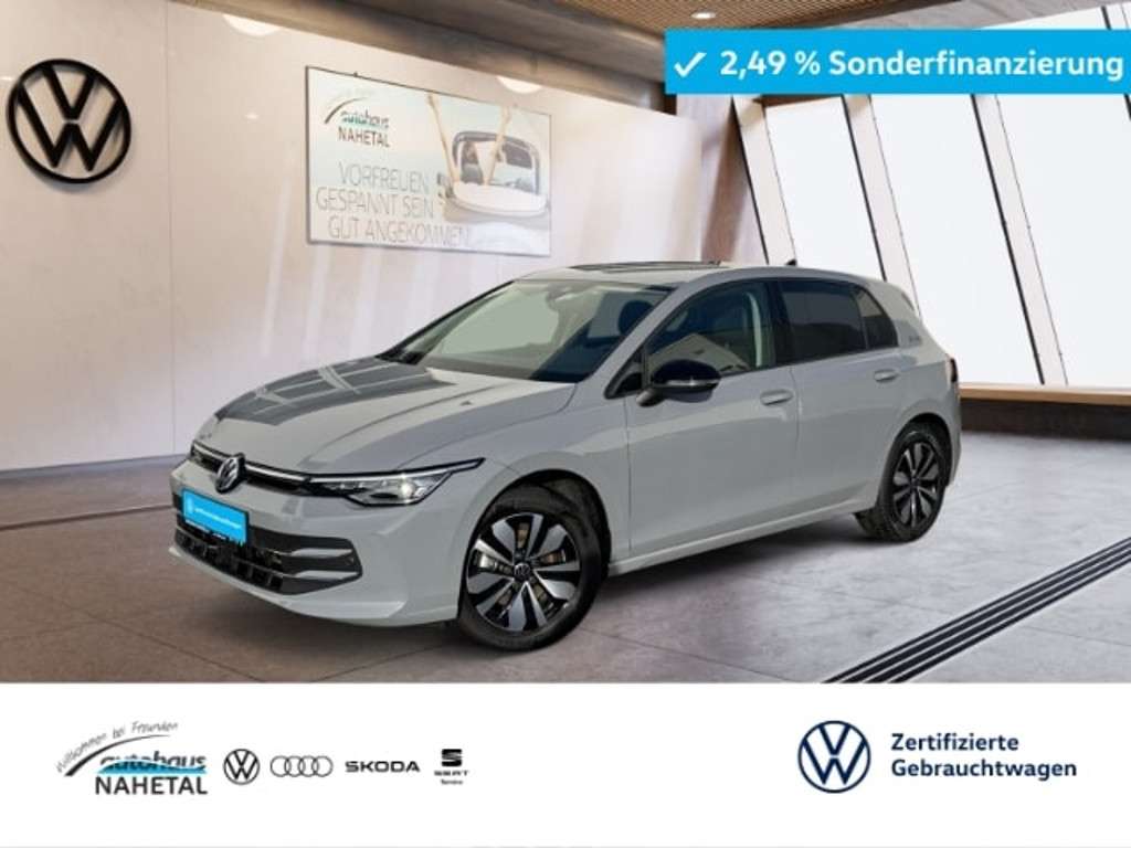 Volkswagen Golf 2025 Benzine