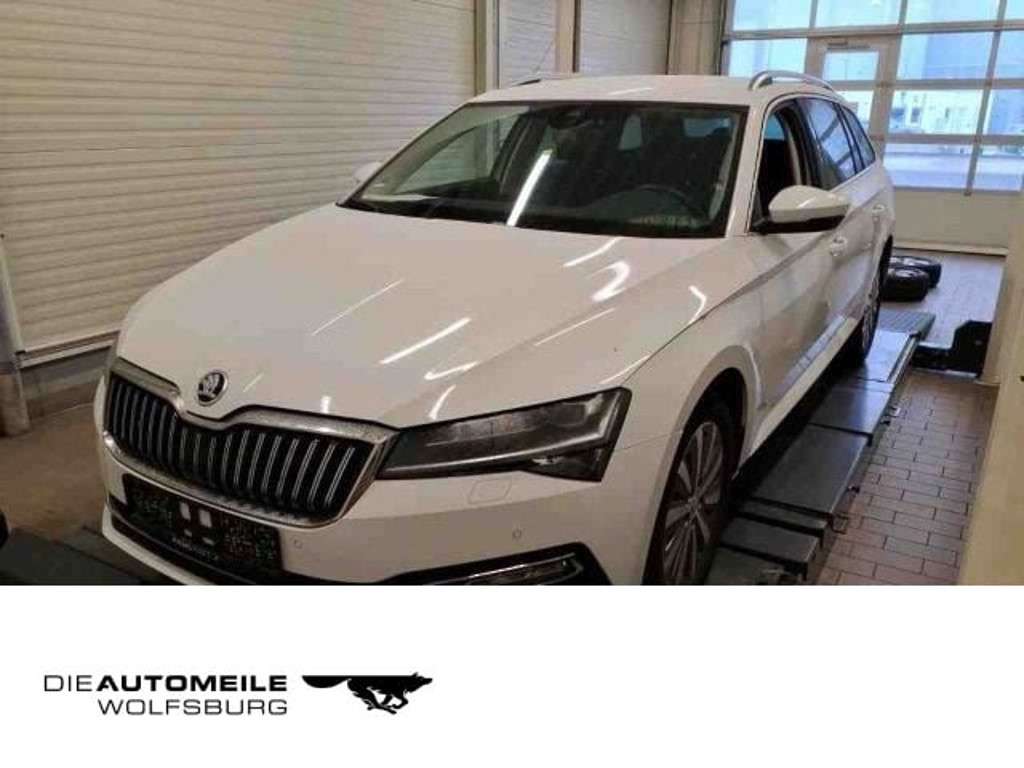 Skoda Superb 2023 Benzine