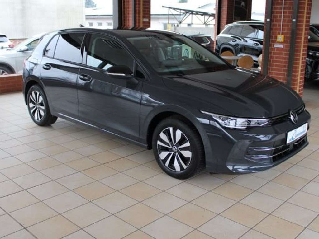 Volkswagen Golf 2025 Benzine