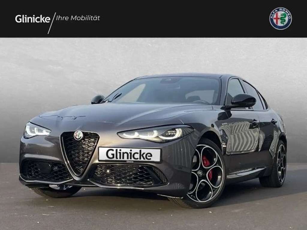 Alfa Romeo Giulia 2023 Benzine