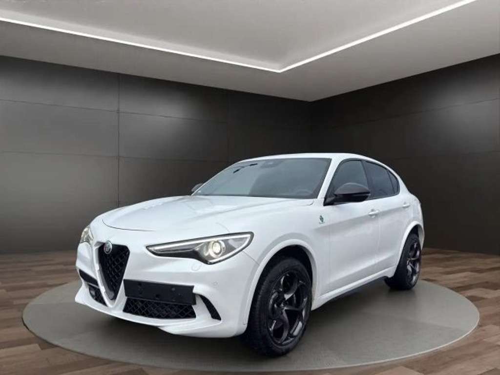 Alfa Romeo Stelvio 2021 Benzine