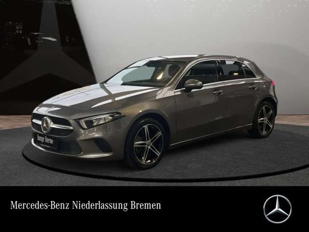 Mercedes-Benz A-Klasse 2022 Hybride Benzine