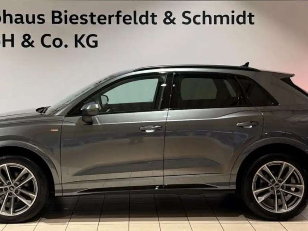 Audi Q3 2025 Benzine