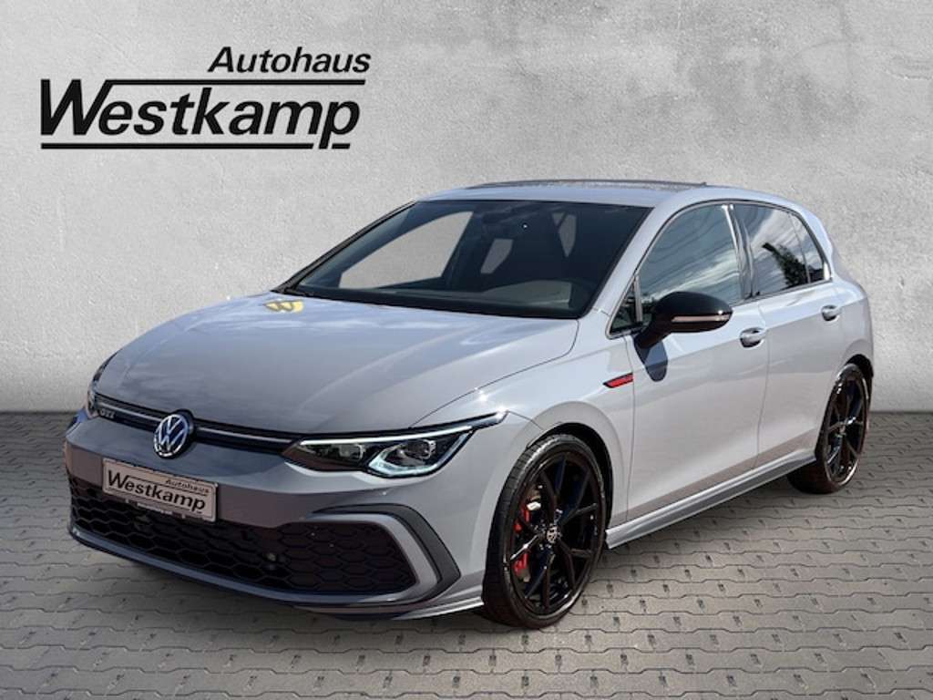 Volkswagen Golf 2023 Benzine