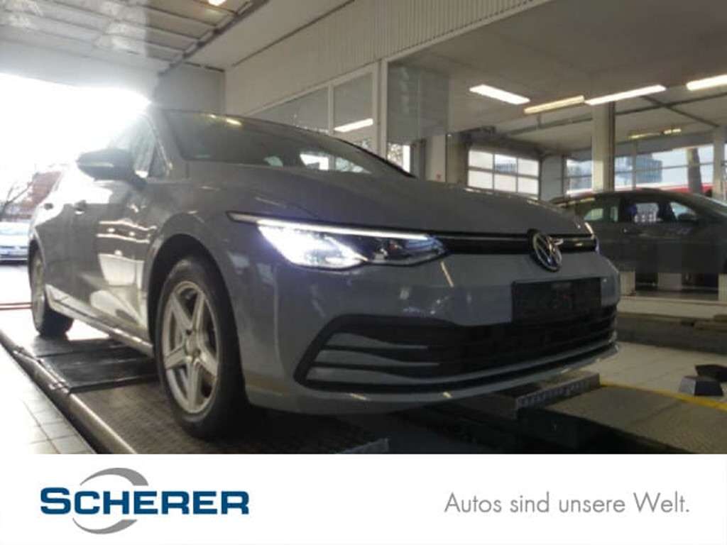 Volkswagen Golf 2022 Benzine